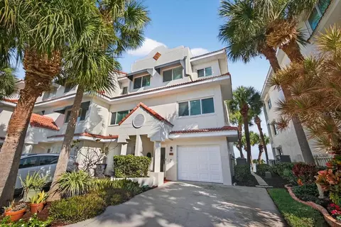 4621 Mirabella Ct, Saint Pete Beach, FL 33706