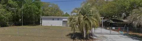 18379 SE 55th Pl, Ocklawaha, FL 32179