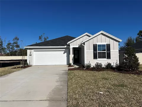 102 Waverly Ln, Palm Coast, FL 32164