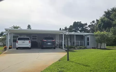 716 Helmsman Ln, Edgewater, FL 32141
