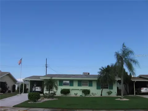 1527 Chevy Chase Dr, Sun City Center, FL 33573