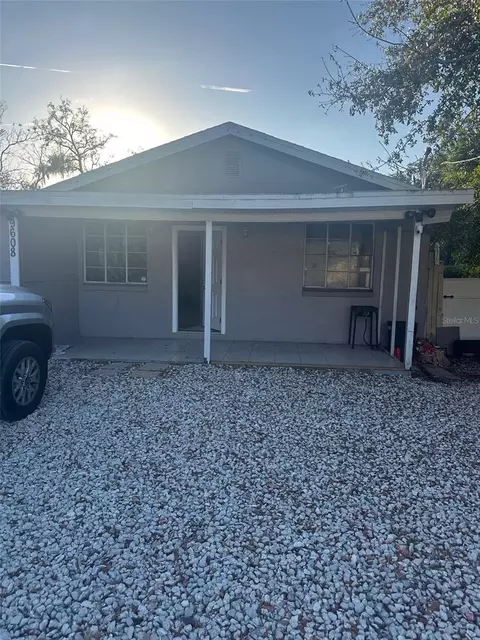 9608 N Aster Ave, Tampa, FL 33612