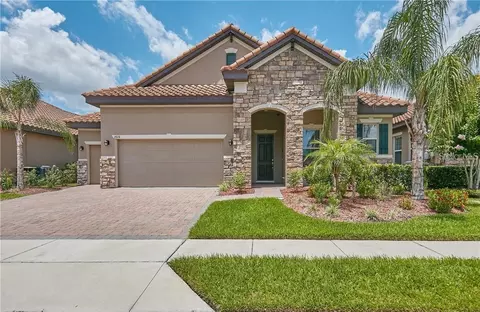 1616 Nina Dr, Davenport, FL 33837