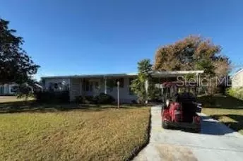 802 Bolivar St, Lady Lake, FL 32159