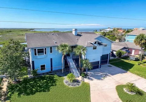 3180 Gulfview Dr, Hernando Beach, FL 34607