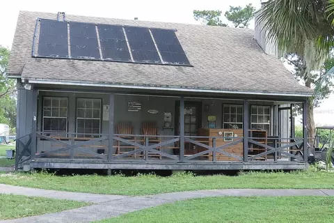 2549 Pioneer Trl, New Smyrna Beach, FL 32168