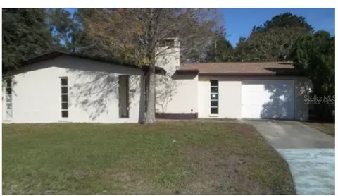 3342 Winder Dr, Holiday, FL 34691