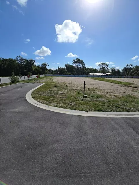 6800 Lyla Ln, Sarasota, FL 34241