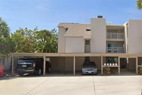 524 Beach Rd #A, Sarasota, FL 34242
