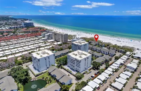 1011 W Peppertree Dr #114, Sarasota, FL 34242