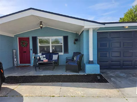 5352 Riddle Rd, Holiday, FL 34690
