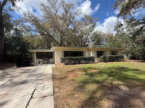 620 NW 36th Dr, Gainesville, FL 32607