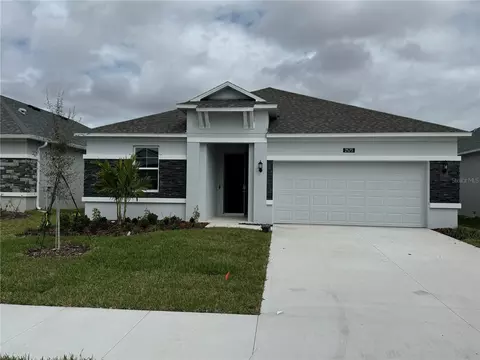 2563 Carrick St NW, Palm Bay, FL 32907
