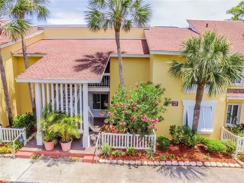 3580 41st Ln S #F, Saint Petersburg, FL 33711