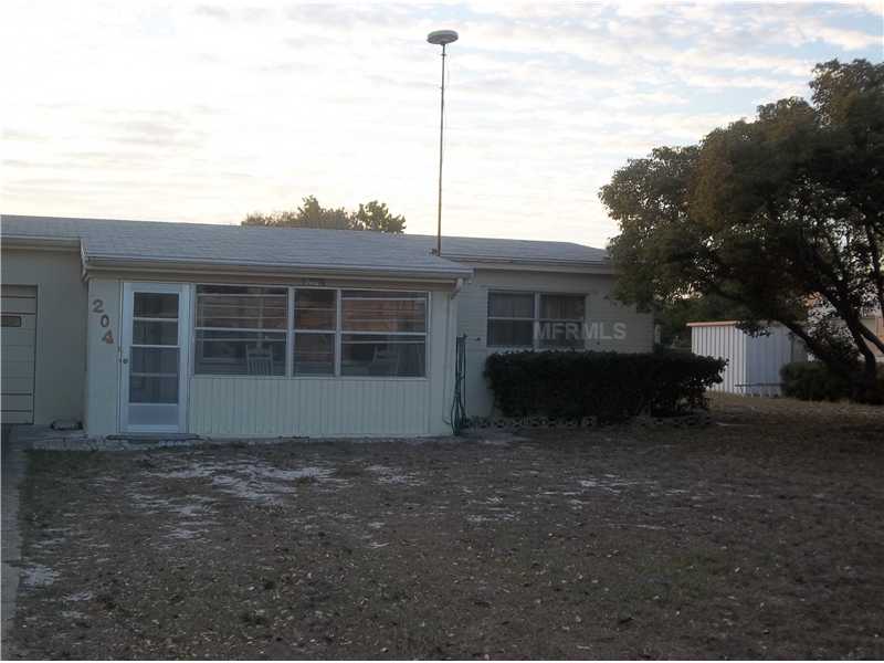 204 Central Ave, Frostproof, FL 33843 photo 1