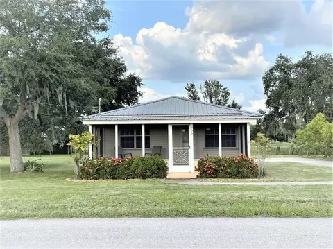 806 Ulmer Rd, Frostproof, FL 33843