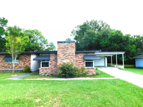 4821 Mac Donald St, Lake Wales, FL 33859