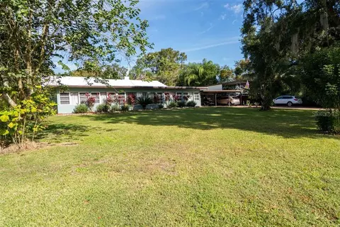 1337 Highland Park Dr N, Lake Wales, FL 33898