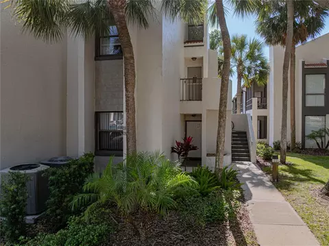 301 Laurel Cove Way #111, Winter Haven, FL 33884