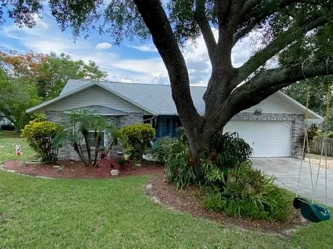 812 Cambridge Way, Lake Wales, FL 33853