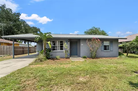 506 W 9th St, Frostproof, FL 33843