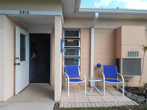 2913 Club Cir #2913, Lakeshore, FL 33854