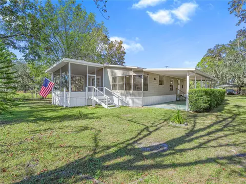4910 Greyhound Ave, Lake Wales, FL 33859