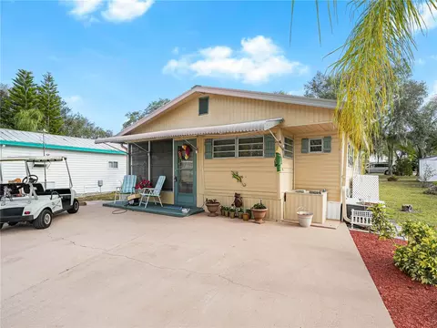 92 Silversides St, Lake Wales, FL 33898