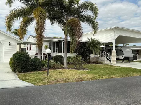 471 Par Dr, Frostproof, FL 33843