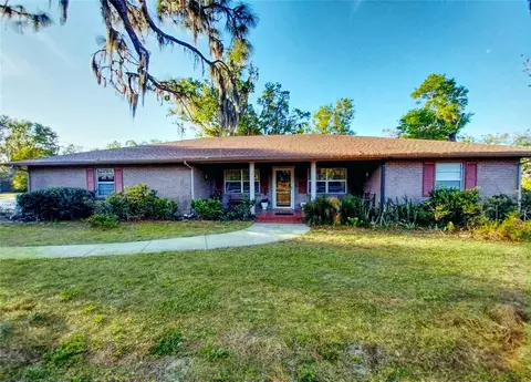 9 Silver Sand Rd, Frostproof, FL 33843