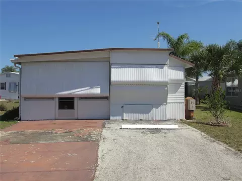 10 Red Quill Cir, Lake Wales, FL 33898