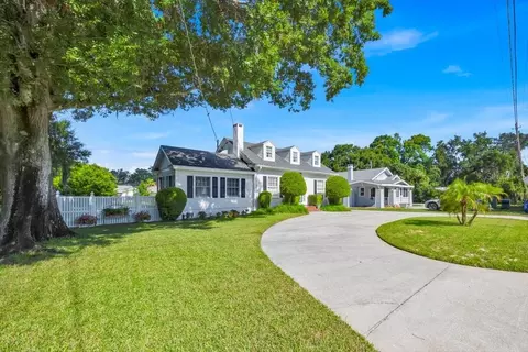 945 7th St NW, Winter Haven, FL 33881