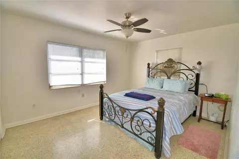 Bedroom - 105 Maxcy Ln, Frostproof, FL 33843 photo 1 of 6