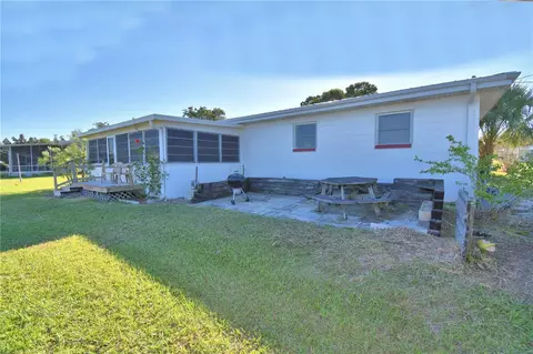 Exterior - 105 Maxcy Ln, Frostproof, FL 33843 photo 7 of 12