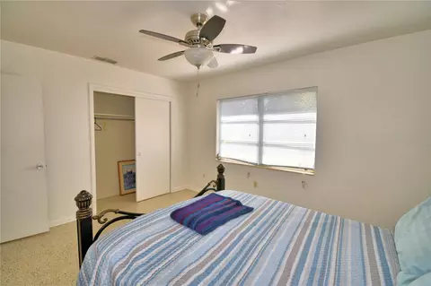 Bedroom - 105 Maxcy Ln, Frostproof, FL 33843 photo 2 of 6