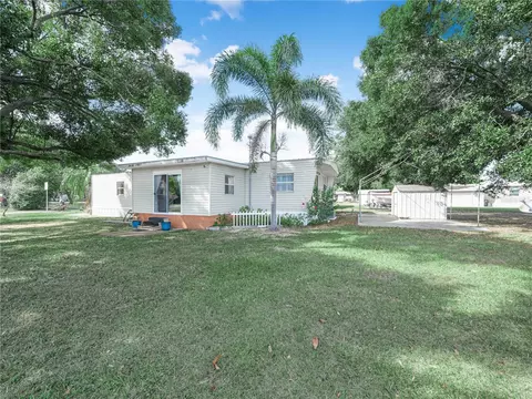 319 1st Ave N, Lake Wales, FL 33859