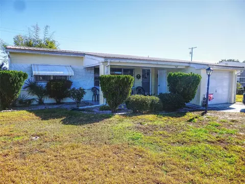 307 Stanley Ave, Frostproof, FL 33843