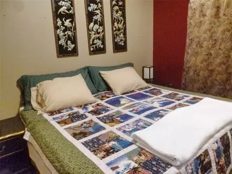 Bedroom - 121 Deer Rd, Frostproof, FL 33843 photo 2 of 8