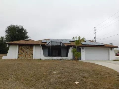 684 Corrientes Cir, Punta Gorda, FL 33983