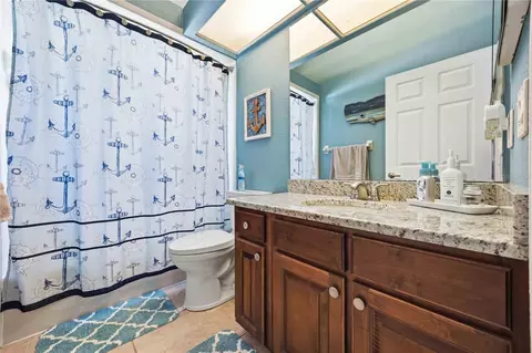 Bath - 355 Ruby Lake Loop, Winter Haven, FL 33884 photo 3 of 5