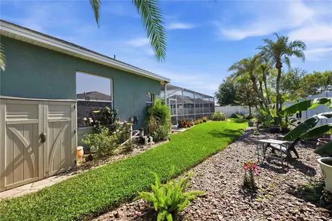 Exterior - 355 Ruby Lake Loop, Winter Haven, FL 33884 photo 6 of 7