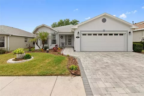 241 Lourdes St, Lake Wales, FL 33859