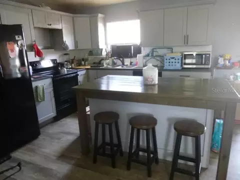Kitchen - 528 Central Ave, Frostproof, FL 33843 photo 4 of 4