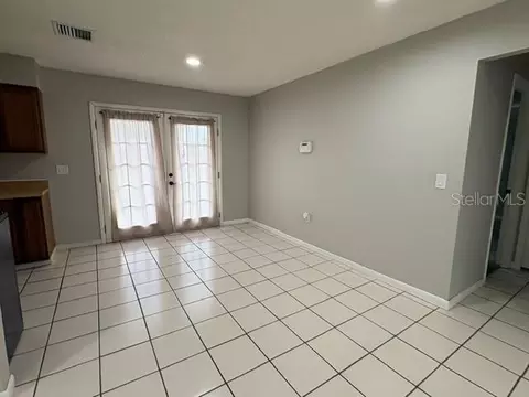Living - 506 W 9th St, Frostproof, FL 33843 photo 4 of 4