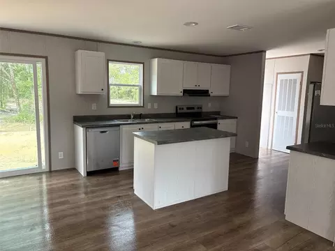 Kitchen - 16854 NW 254th St, Okeechobee, FL 34972 photo 2 of 2