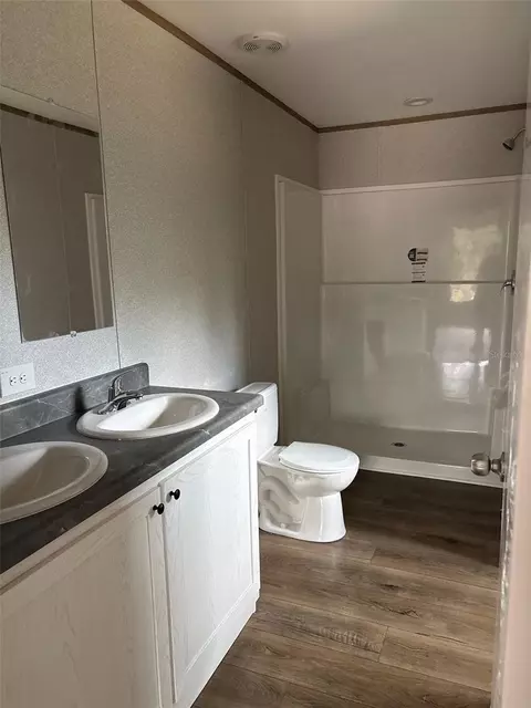 Bath - 16854 NW 254th St, Okeechobee, FL 34972 photo 1 of 2