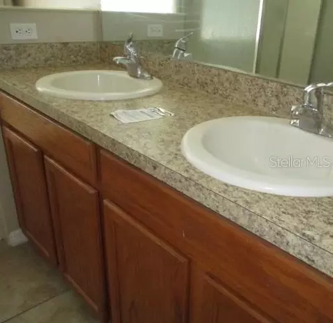 Bath - 3827 Spirited Cir, Saint Cloud, FL 34772 photo 3 of 3