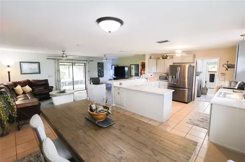 Kitchen - 5015 Twin Lakes Ln, Bartow, FL 33830 photo 1 of 3