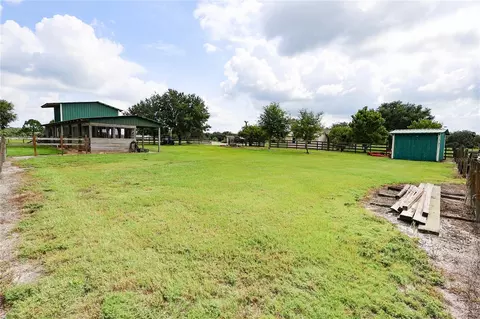 Exterior - 5015 Twin Lakes Ln, Bartow, FL 33830 photo 11 of 12