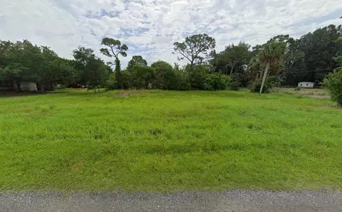 8435 Patterson Ave, Sebastian, FL 32958